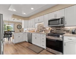 220 32691 GARIBALDI DRIVE, Abbotsford, British Columbia