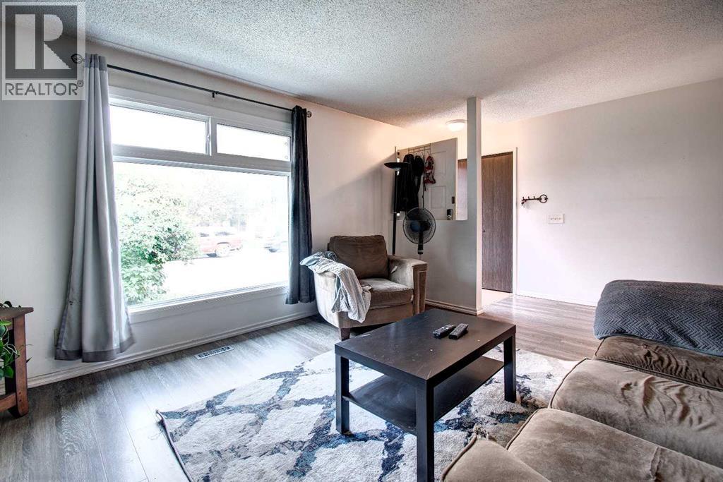 95 Falton Way NE, Calgary, Alberta  T3J 1J5 - Photo 7 - A2281278