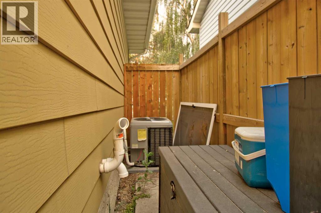 95 Falton Way NE, Calgary, Alberta  T3J 1J5 - Photo 28 - A2281278