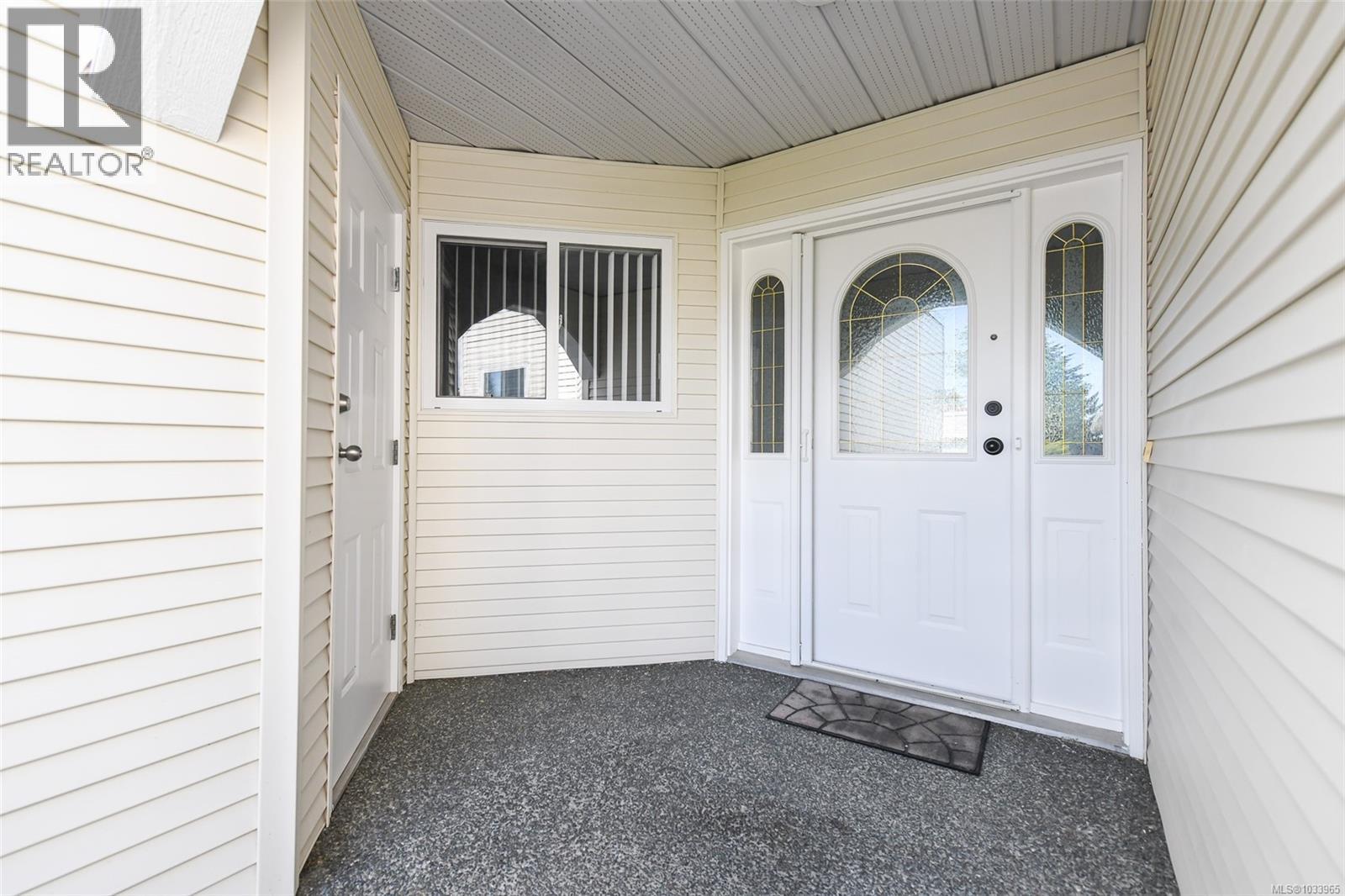 12 677 Bunting Pl, Comox, British Columbia  V9M 3S1 - Photo 3 - 1033965