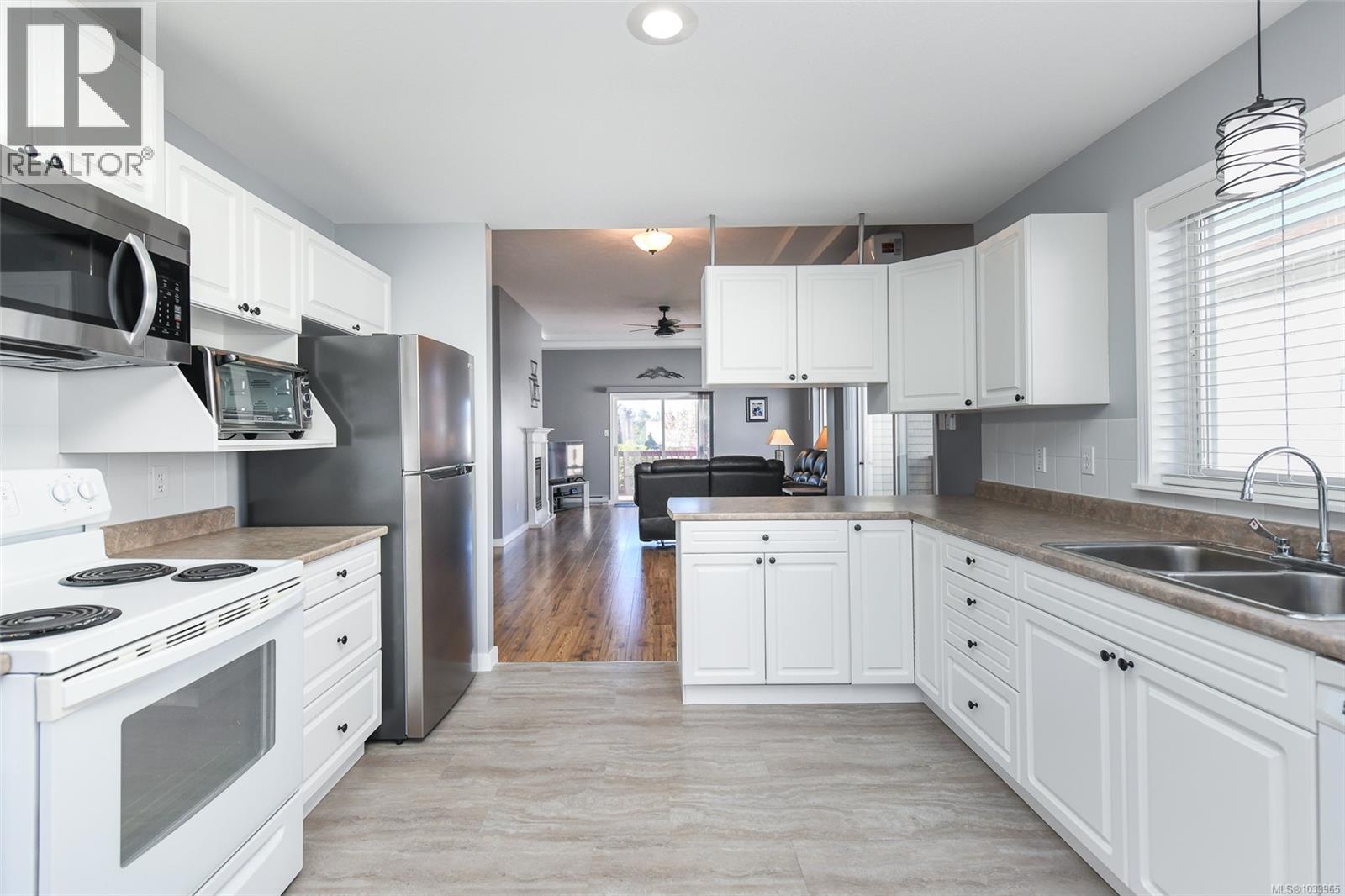 12 677 Bunting Pl, Comox, British Columbia  V9M 3S1 - Photo 7 - 1033965