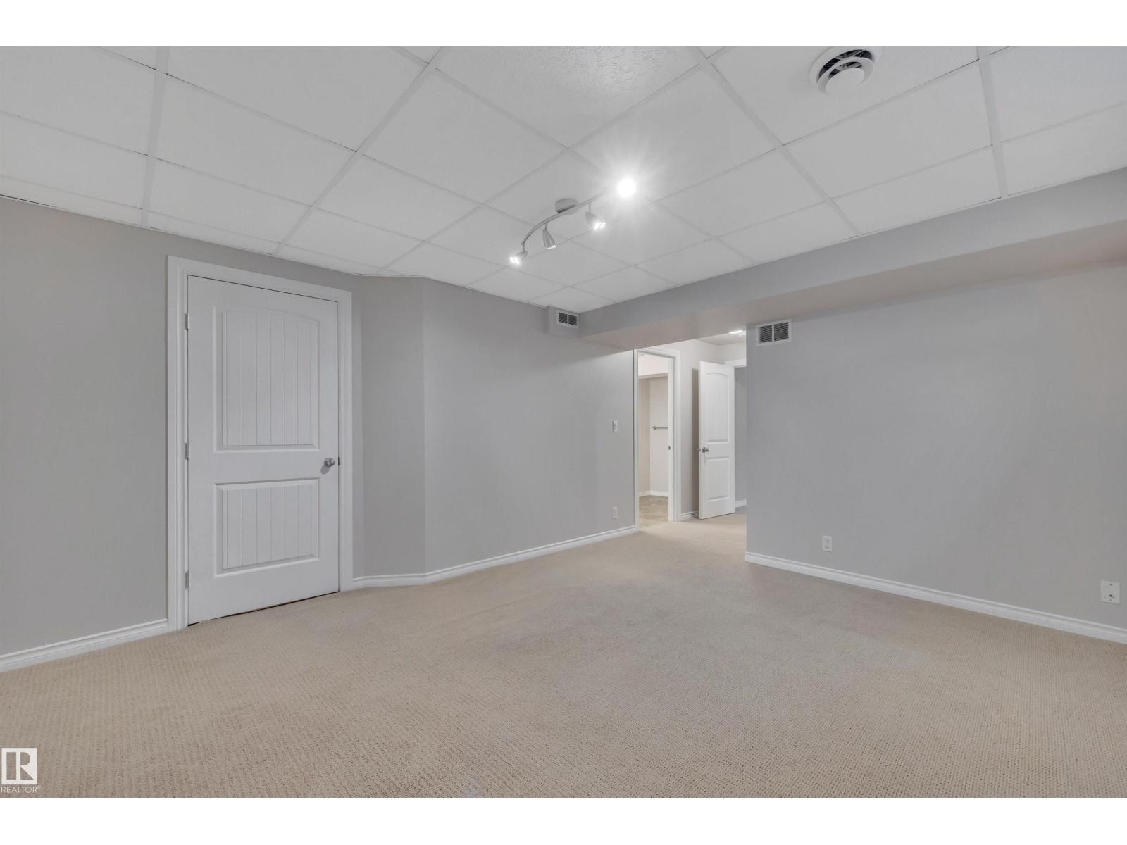 2329 29a Av Nw, Edmonton, Alberta  T6T 2B1 - Photo 33 - E4484835