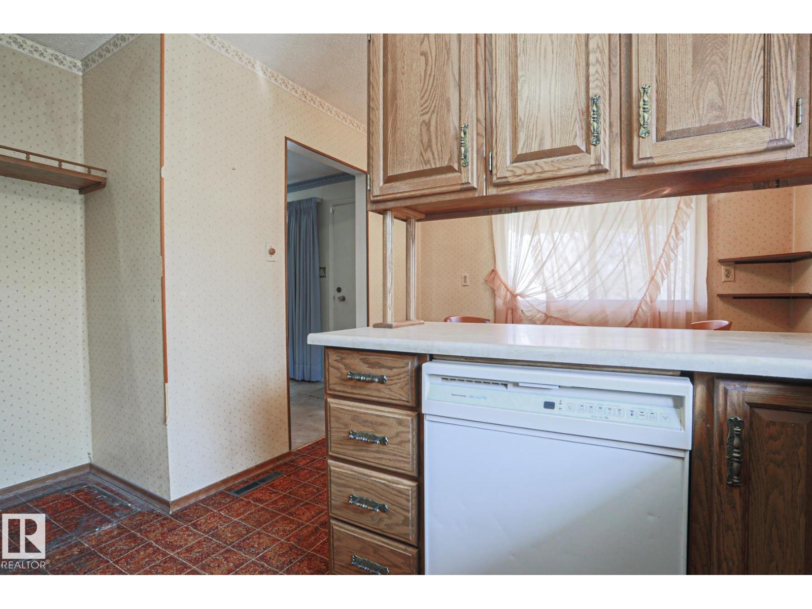 12106 43 St Nw, Edmonton, Alberta  T5W 2R1 - Photo 7 - E4484837