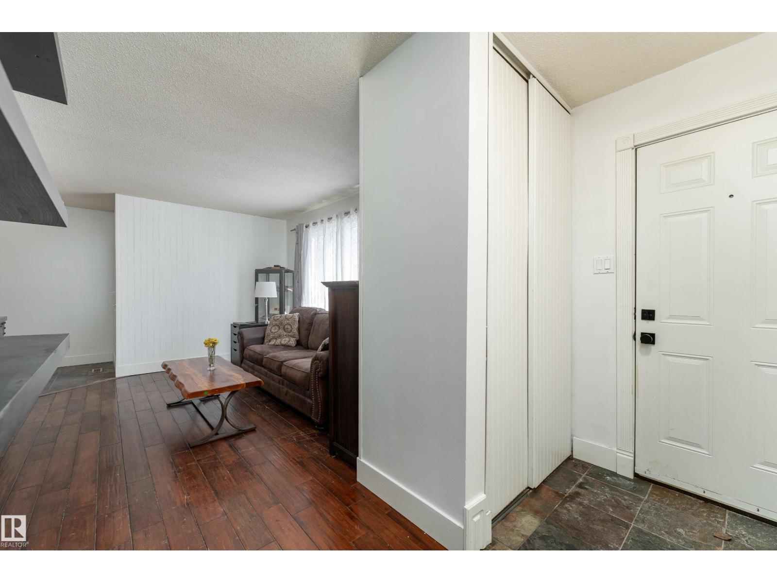 14 Amberly Co Nw, Edmonton, Alberta  T5A 2H9 - Photo 6 - E4484838