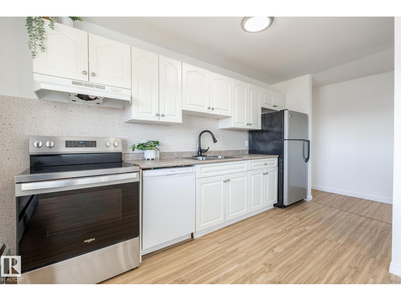 #502d 2908 116a Av Nw, Edmonton, Alberta  T5W 4R7 - Photo 3 - E4484840