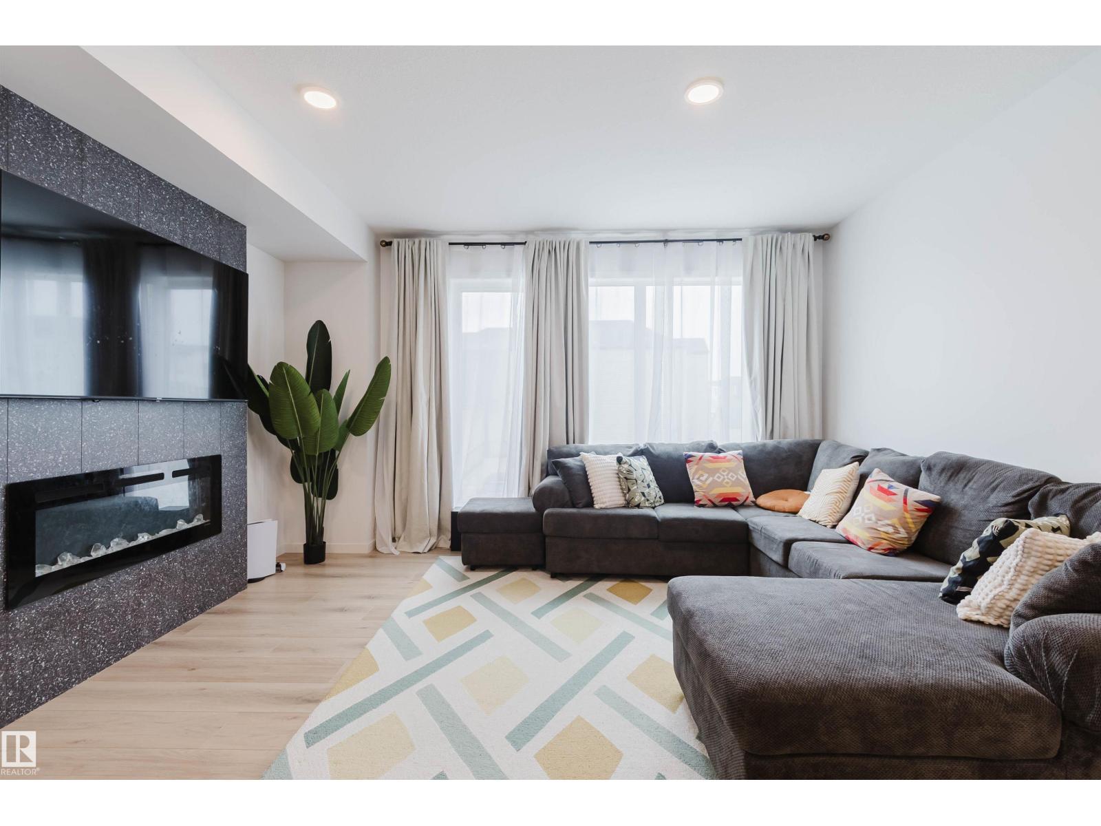 3288 Keswick Wy Sw, Edmonton, Alberta  T6W 5N5 - Photo 5 - E4484842