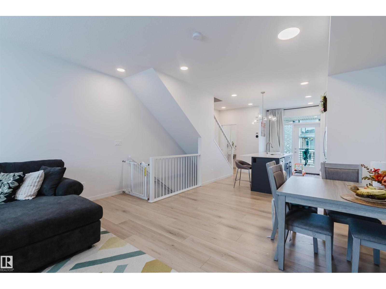 3288 Keswick Wy Sw, Edmonton, Alberta  T6W 5N5 - Photo 8 - E4484842