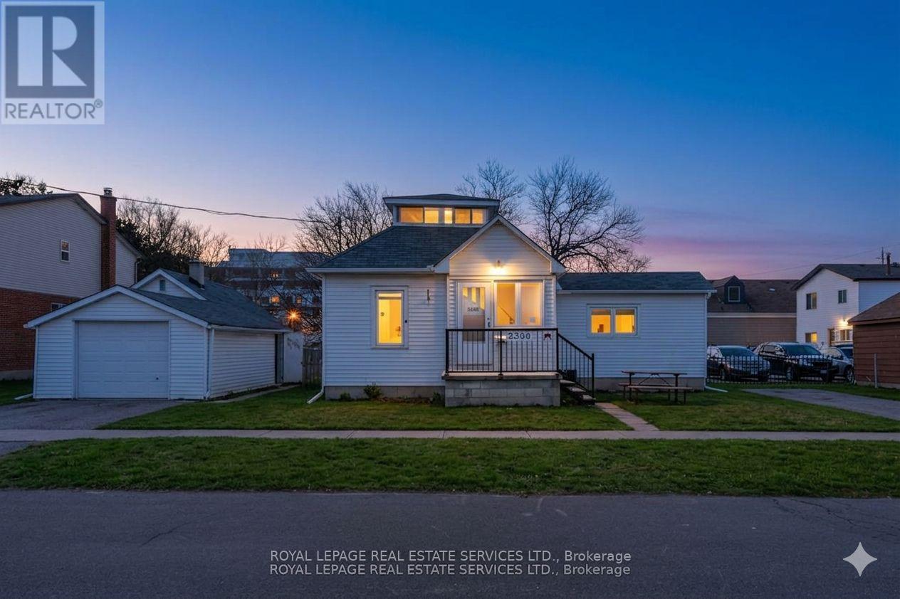 2386 SOVEREIGN STREET, Oakville, Ontario