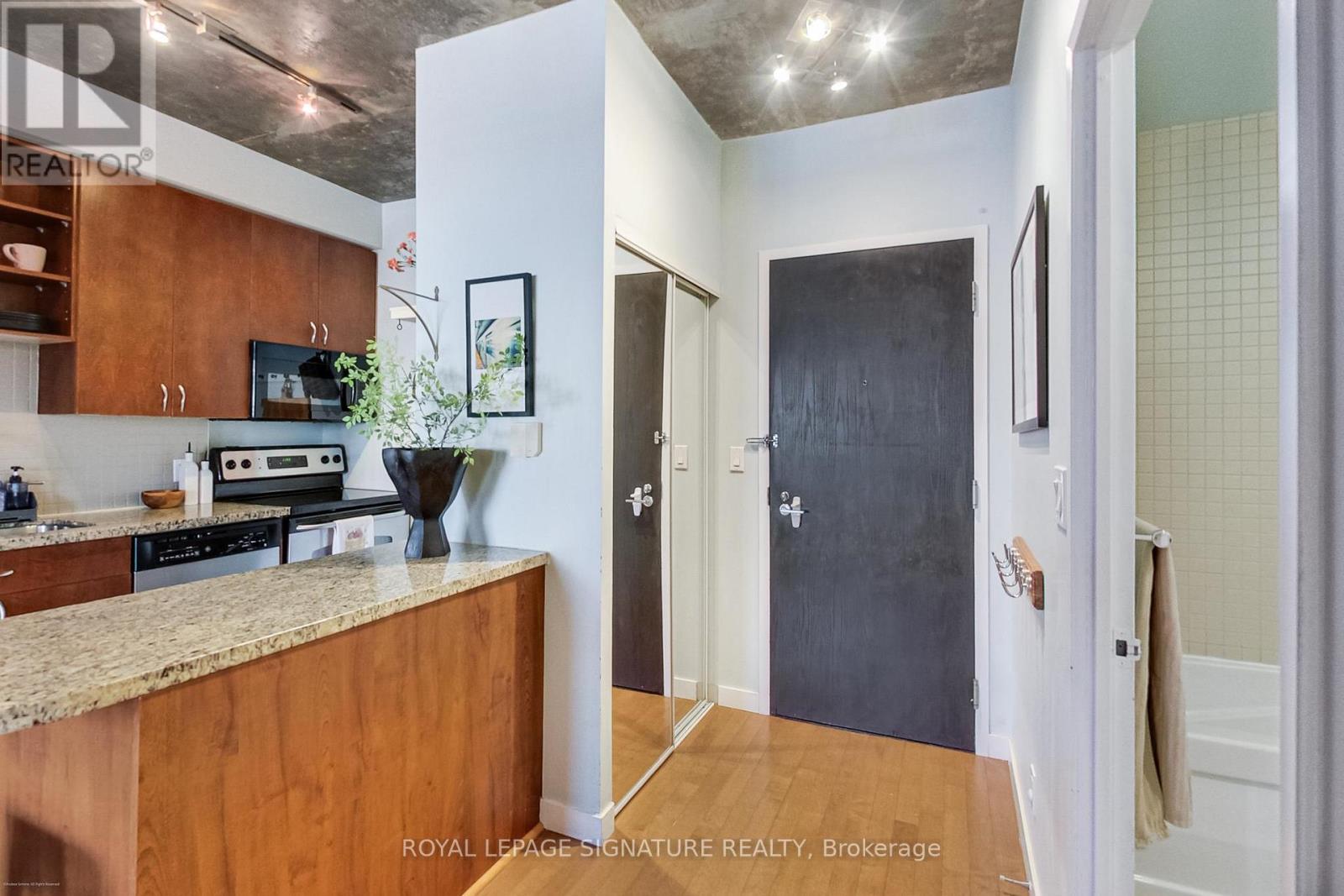 718 - 1005 King Street W, Toronto, Ontario  M6K 3M8 - Photo 4 - C13062792