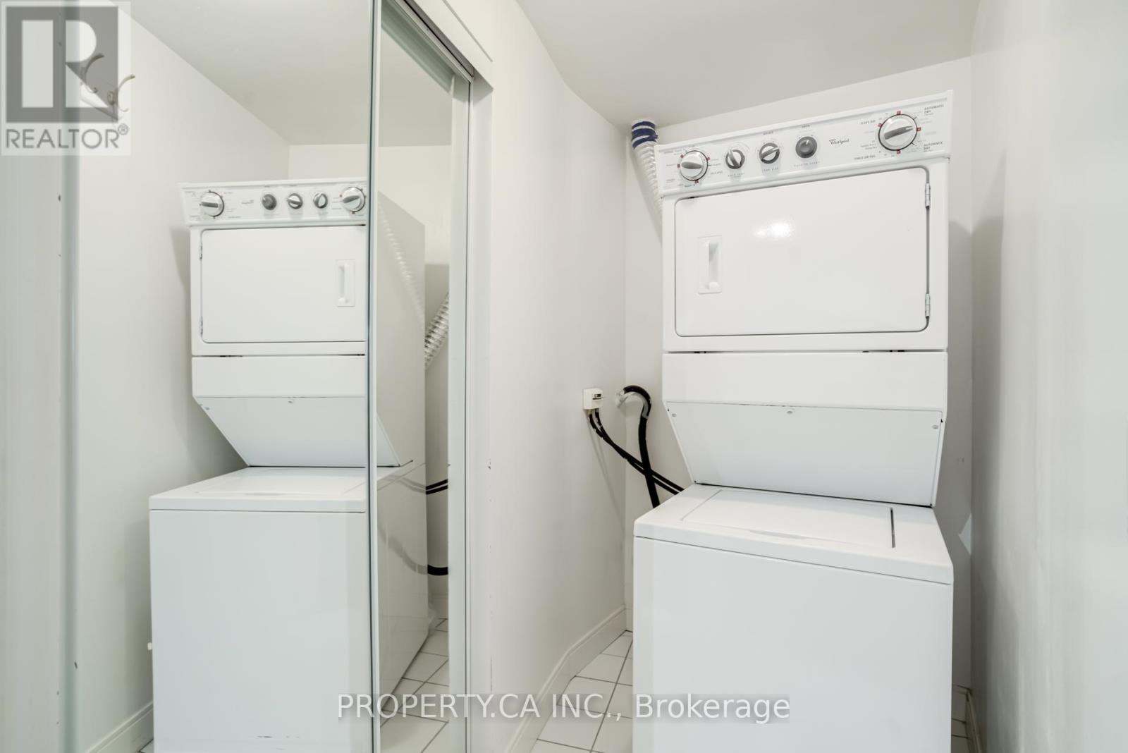 402 - 1 Scott Street, Toronto, Ontario  M5E 1A1 - Photo 11 - C13062812