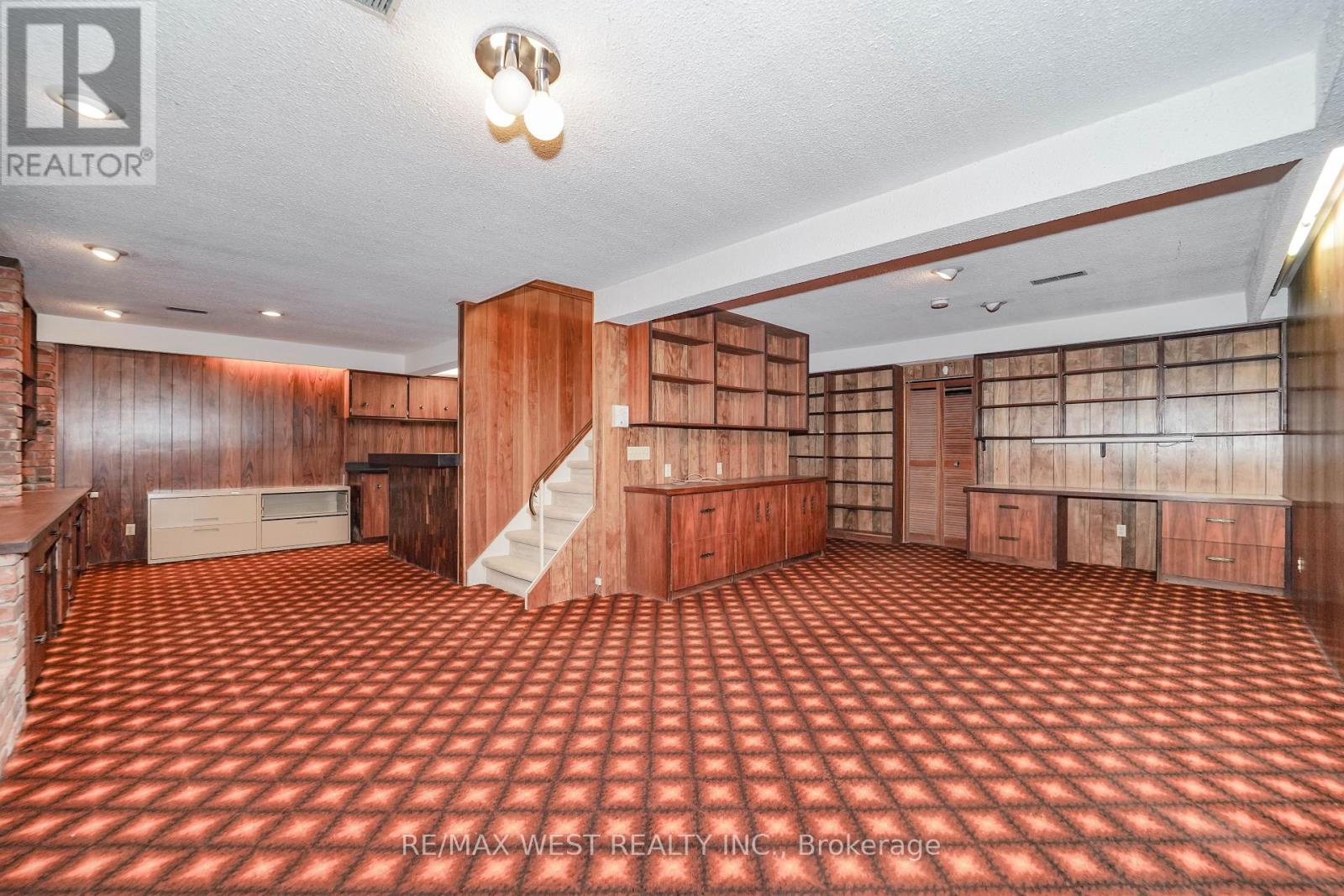 51 Bannatyne Drive, Toronto, Ontario  M2L 2P2 - Photo 14 - C13062828