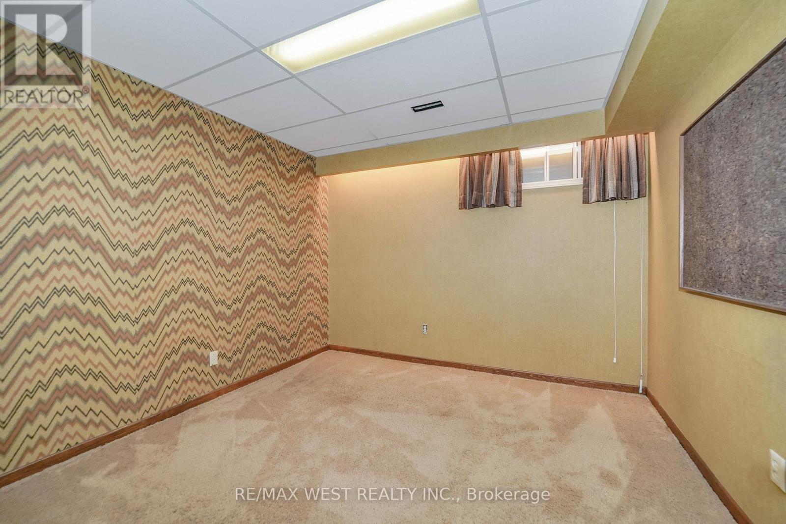 51 Bannatyne Drive, Toronto, Ontario  M2L 2P2 - Photo 16 - C13062828