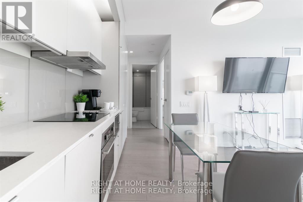 3907 - 101 Peter Street, Toronto, Ontario  M5V 2G9 - Photo 4 - C13062830