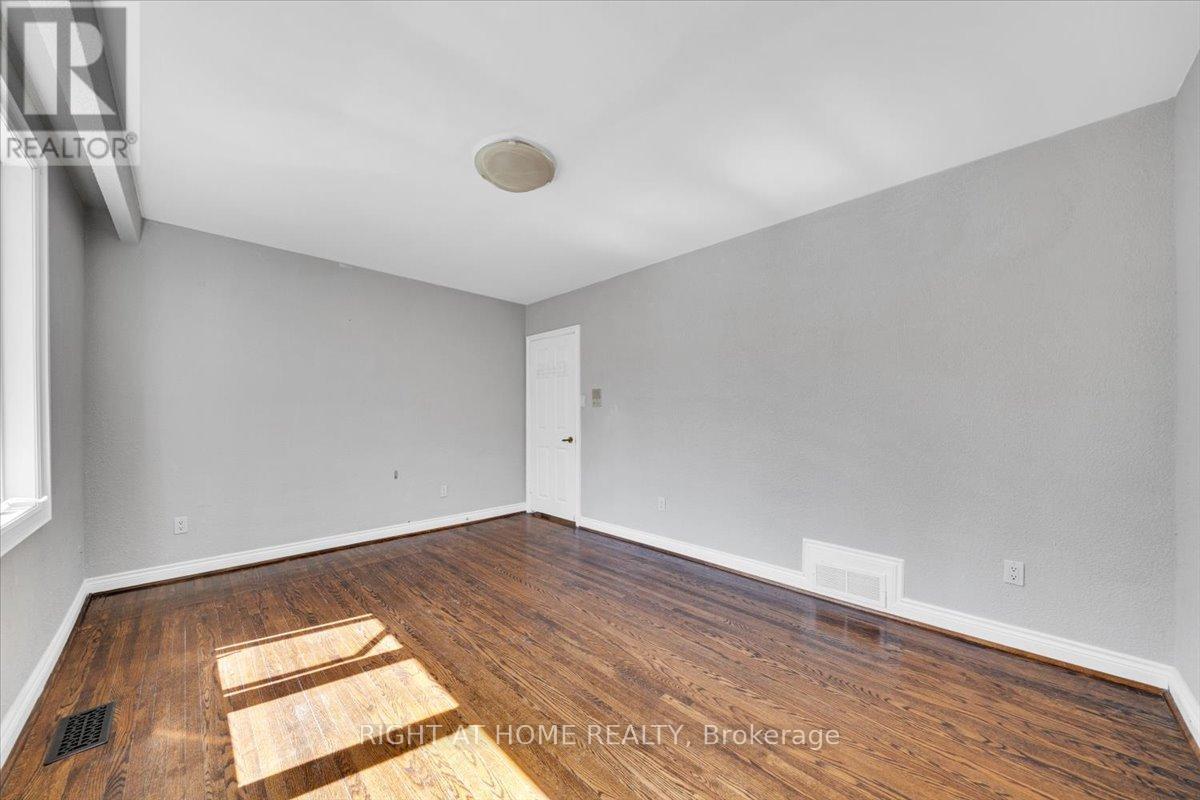 23 Christine Crescent, Toronto, Ontario  M2R 1A4 - Photo 20 - C13062844