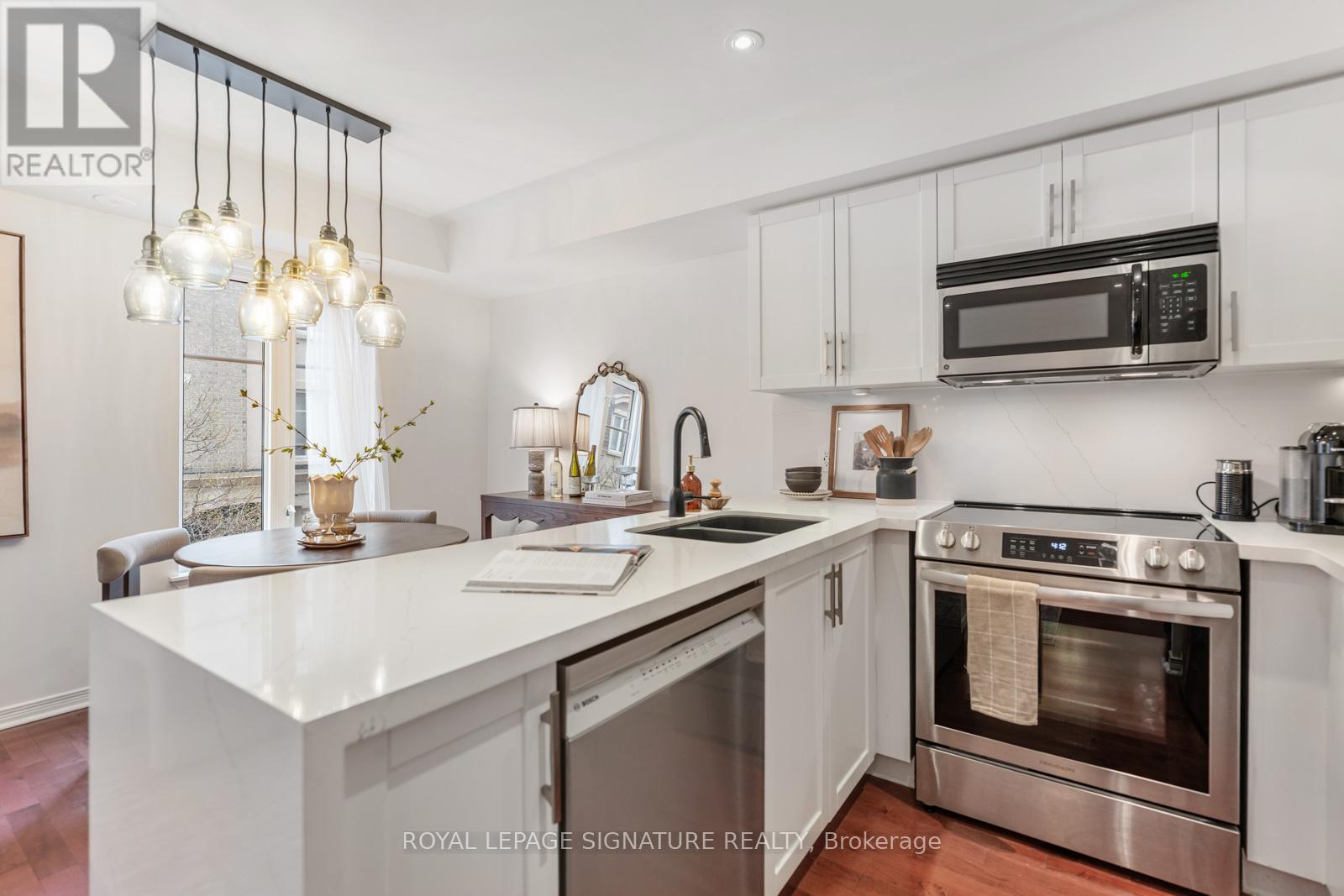 223 - 26 Western Battery Road, Toronto, Ontario  M6K 3N9 - Photo 6 - C13062978