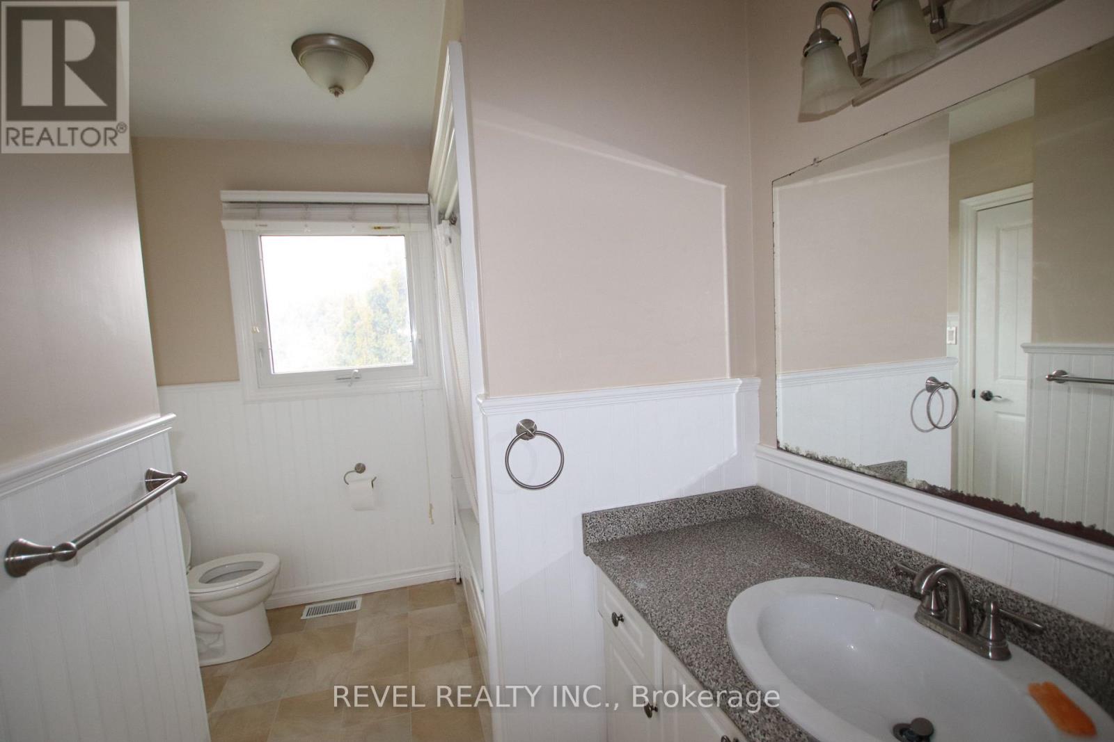 469 Maine Street, Oshawa, Ontario  L1L 1A1 - Photo 11 - E13062954