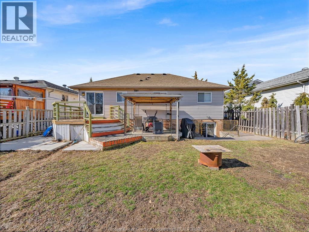 2848 Southridge, Windsor, Ontario  N8W 5N2 - Photo 10 - 26009672