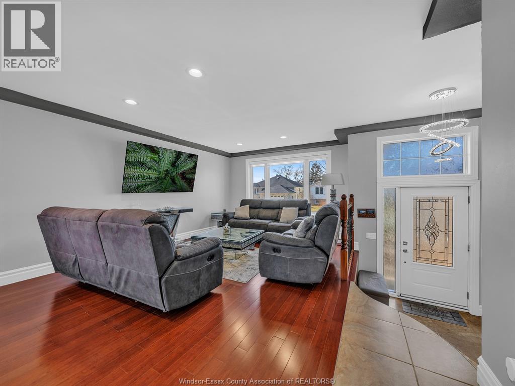 2848 Southridge, Windsor, Ontario  N8W 5N2 - Photo 13 - 26009672