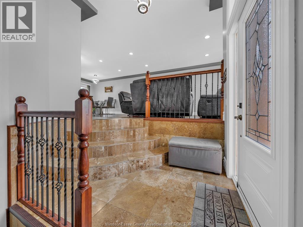 2848 Southridge, Windsor, Ontario  N8W 5N2 - Photo 17 - 26009672