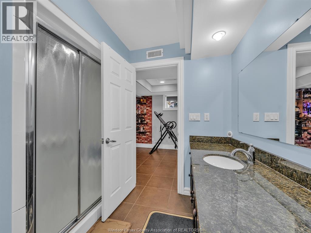 2848 Southridge, Windsor, Ontario  N8W 5N2 - Photo 39 - 26009672