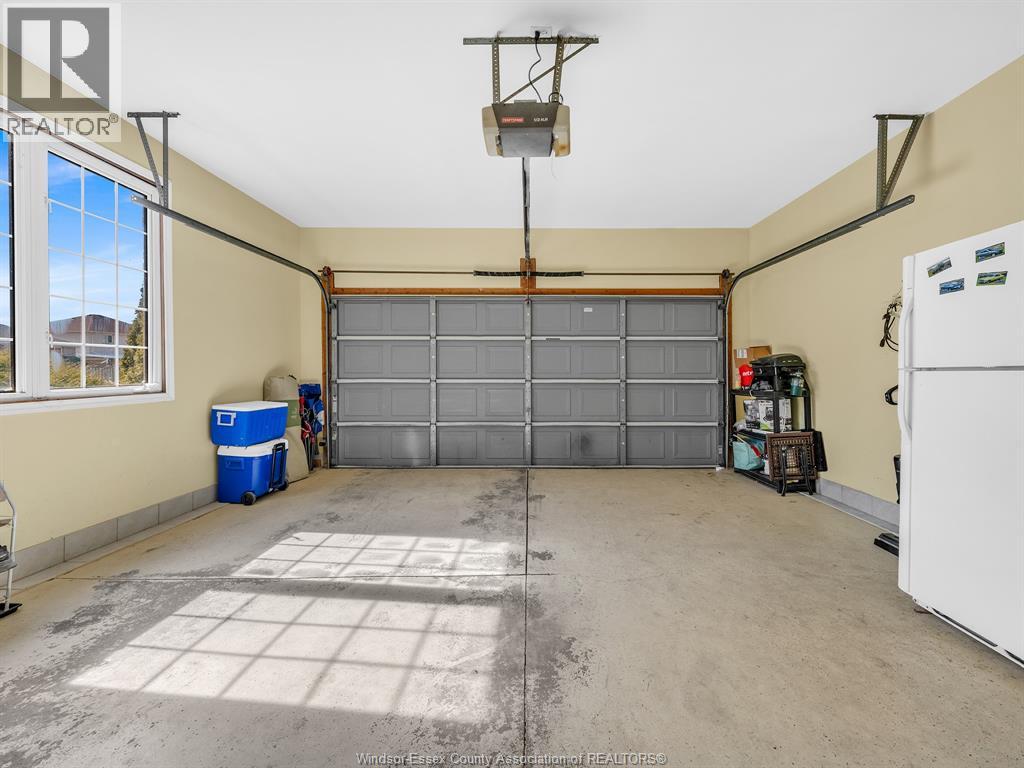 2848 Southridge, Windsor, Ontario  N8W 5N2 - Photo 44 - 26009672