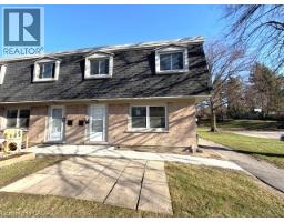 76 BORDEN Parkway Unit# 10, Kitchener, Ontario