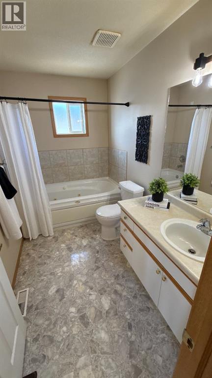 #6 4701, 51 St Street, Grimshaw, Alberta  T0H 1W0 - Photo 11 - A2306362