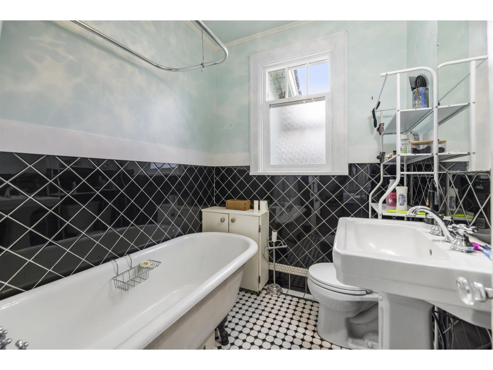 33433 3 Avenue, Mission, British Columbia  V2V 1P3 - Photo 21 - R3114585