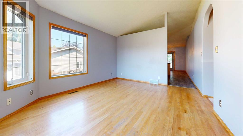 7 Mt Alderson Place W, Lethbridge, Alberta  T1K 6N7 - Photo 25 - A2306611