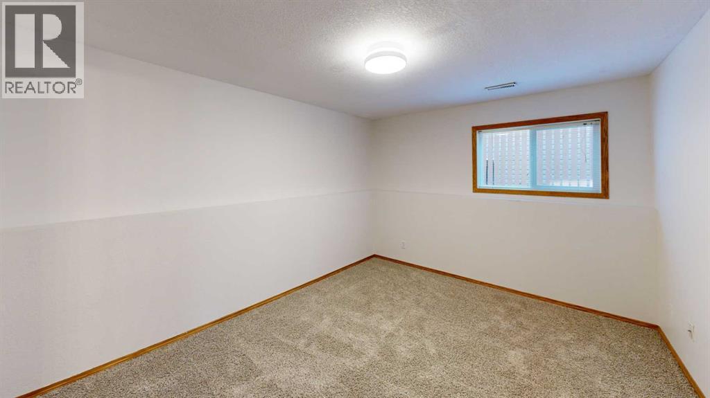 7 Mt Alderson Place W, Lethbridge, Alberta  T1K 6N7 - Photo 6 - A2306611