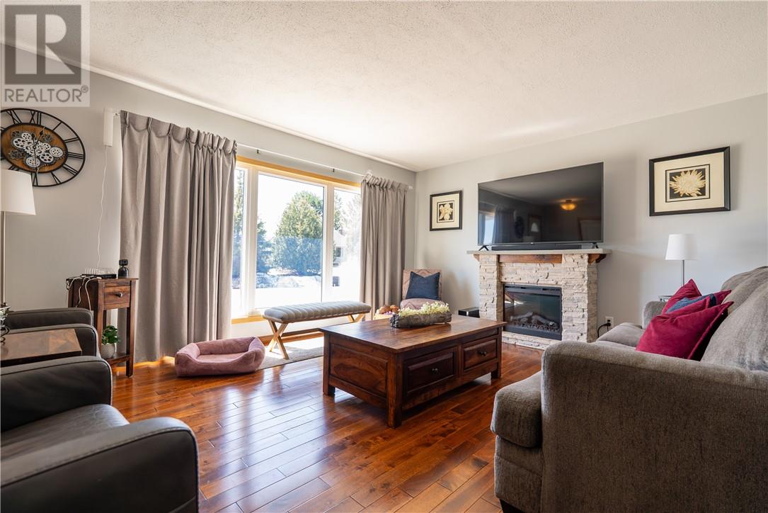 52 Cecil Street, Garson, Ontario  P3L 1M6 - Photo 41 - 2127405