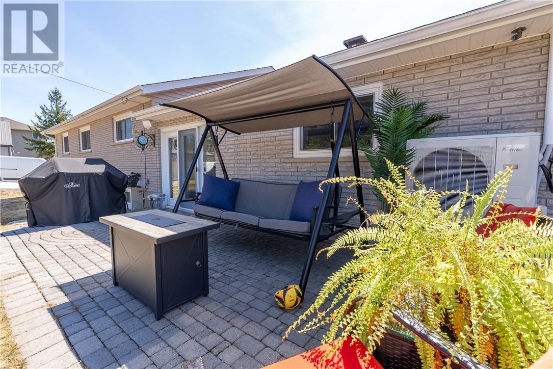 52 Cecil Street, Garson, Ontario  P3L 1M6 - Photo 8 - 2127405