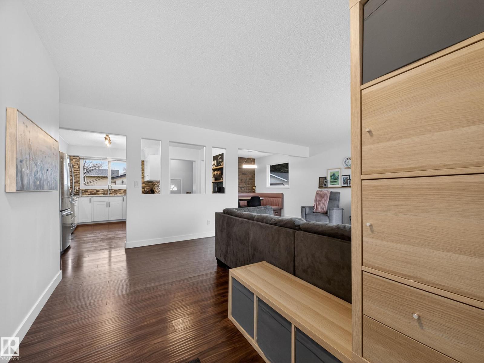 1026 Haythorne Rd, Sherwood Park, Alberta  T8A 1B5 - Photo 4 - E4484845