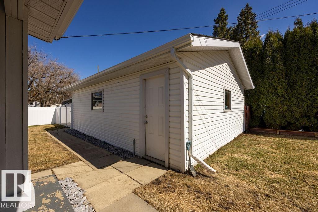 171 Willow St, Sherwood Park, Alberta  T8A 1P5 - Photo 9 - E4484848