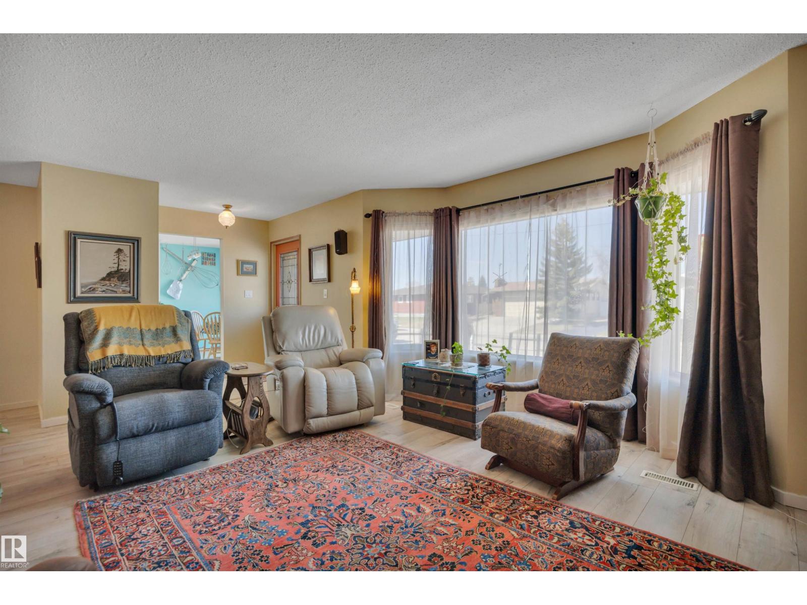 4231 39 Av, Leduc, Alberta  T9E 4X4 - Photo 10 - E4484850