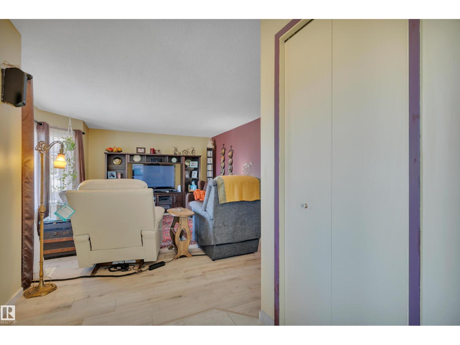 4231 39 Av, Leduc, Alberta  T9E 4X4 - Photo 6 - E4484850