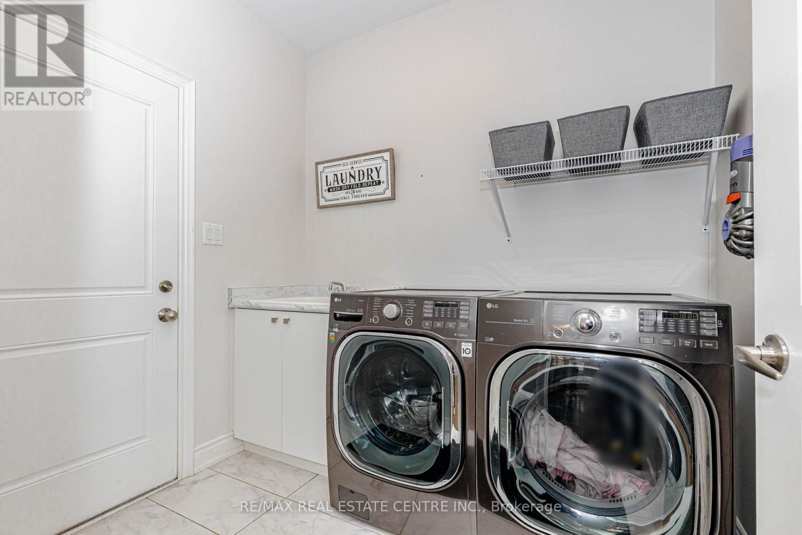 1311 Britton Crescent, Milton, Ontario  L9E 1J5 - Photo 17 - W13062816