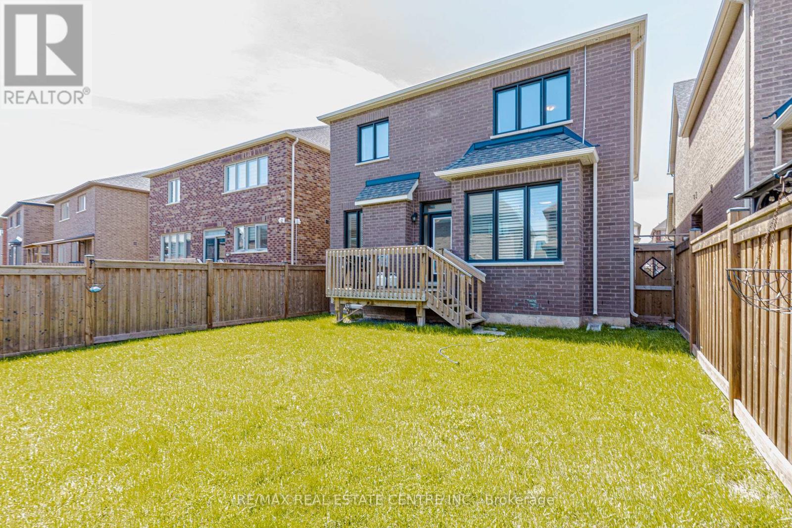 1311 Britton Crescent, Milton, Ontario  L9E 1J5 - Photo 31 - W13062816