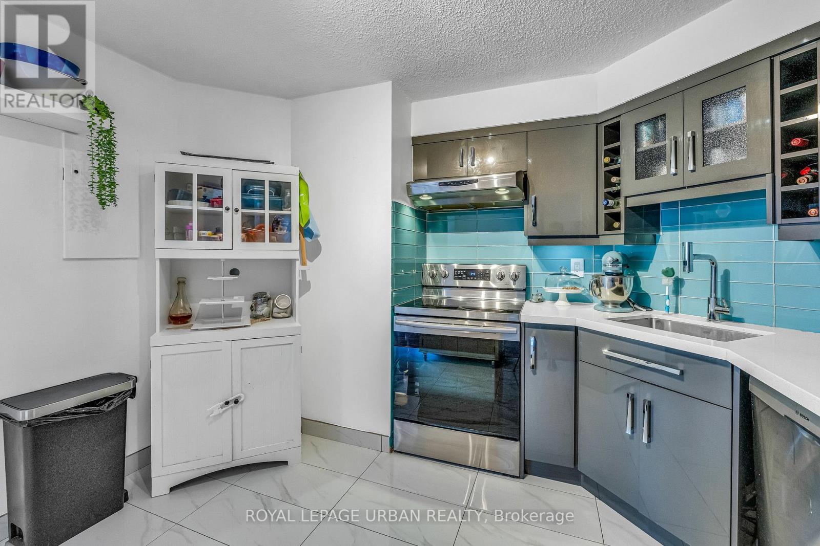 1210 - 61 Markbrook Lane, Toronto, Ontario  M9V 5E7 - Photo 17 - W13062860
