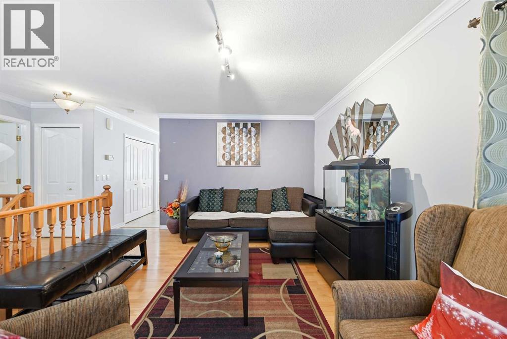 311 Saddlecreek Point NE, Calgary, Alberta  T3J 4R9 - Photo 6 - A2289806