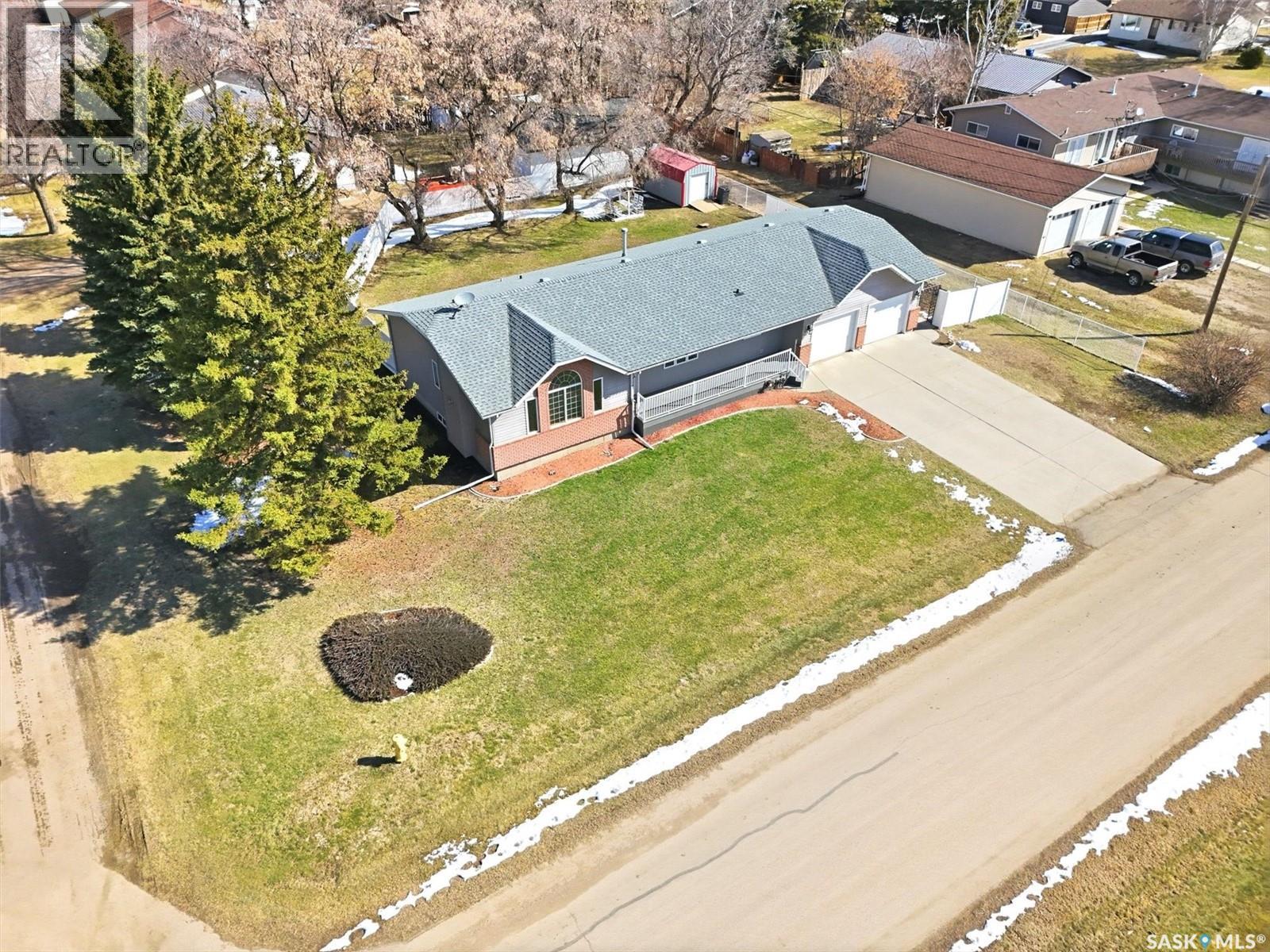 605 Miles Street, Asquith, Saskatchewan  S0K 0J0 - Photo 39 - SK034431