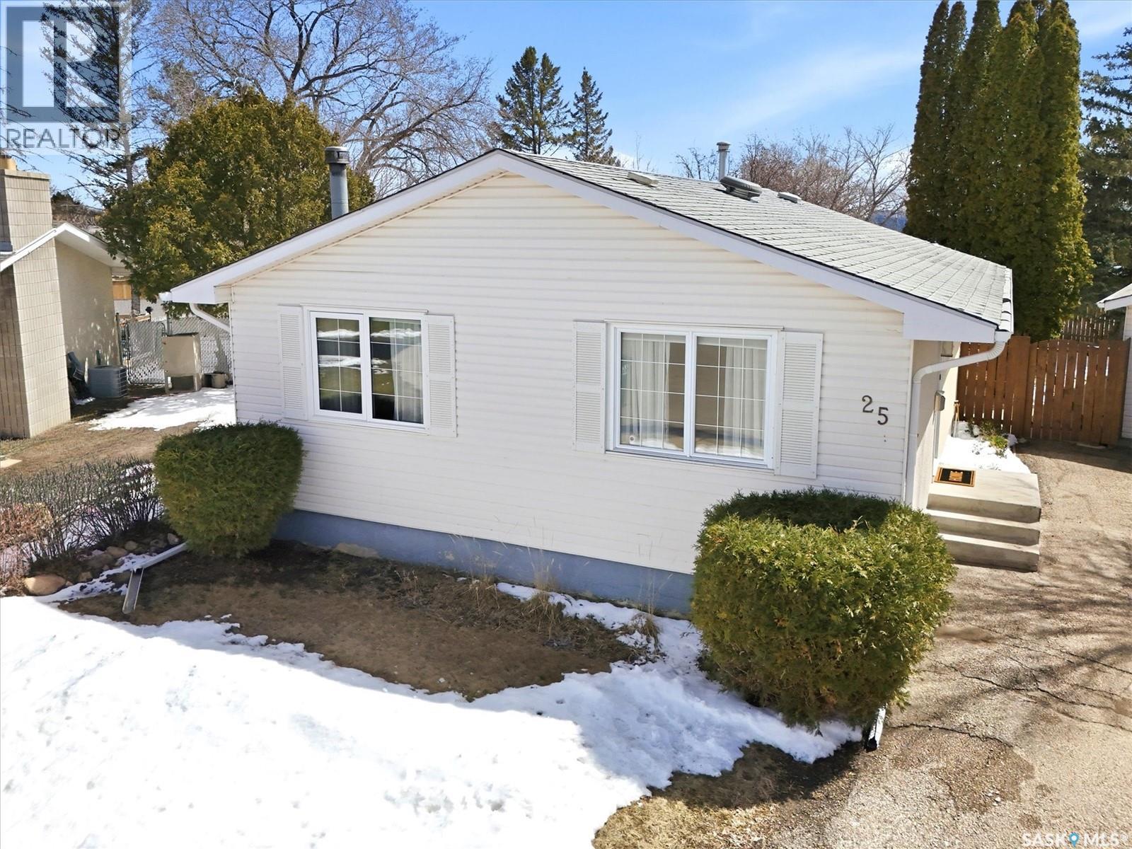 25 Tupper CRESCENT, Saskatoon, Saskatchewan