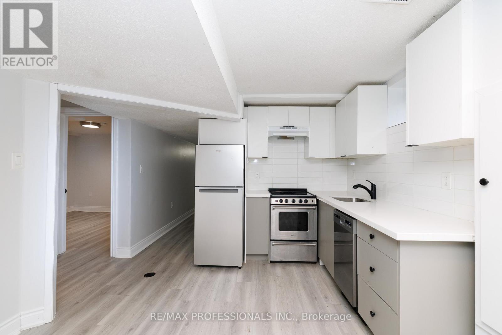 Bsmt - 5 Bryne Boulevard, St. Catharines, Ontario  L2T 2H8 - Photo 4 - X13062928