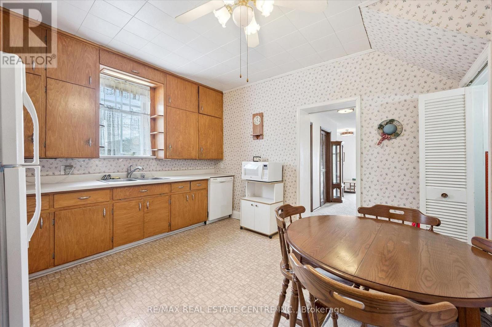 476 - 478 Campbell Street W, North Perth, Ontario  N4W 1J3 - Photo 11 - X13062940