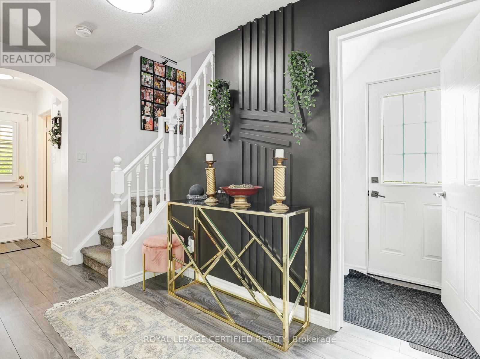 209 Briarmeadow Drive, Kitchener, Ontario  N2A 4C5 - Photo 9 - X13062980