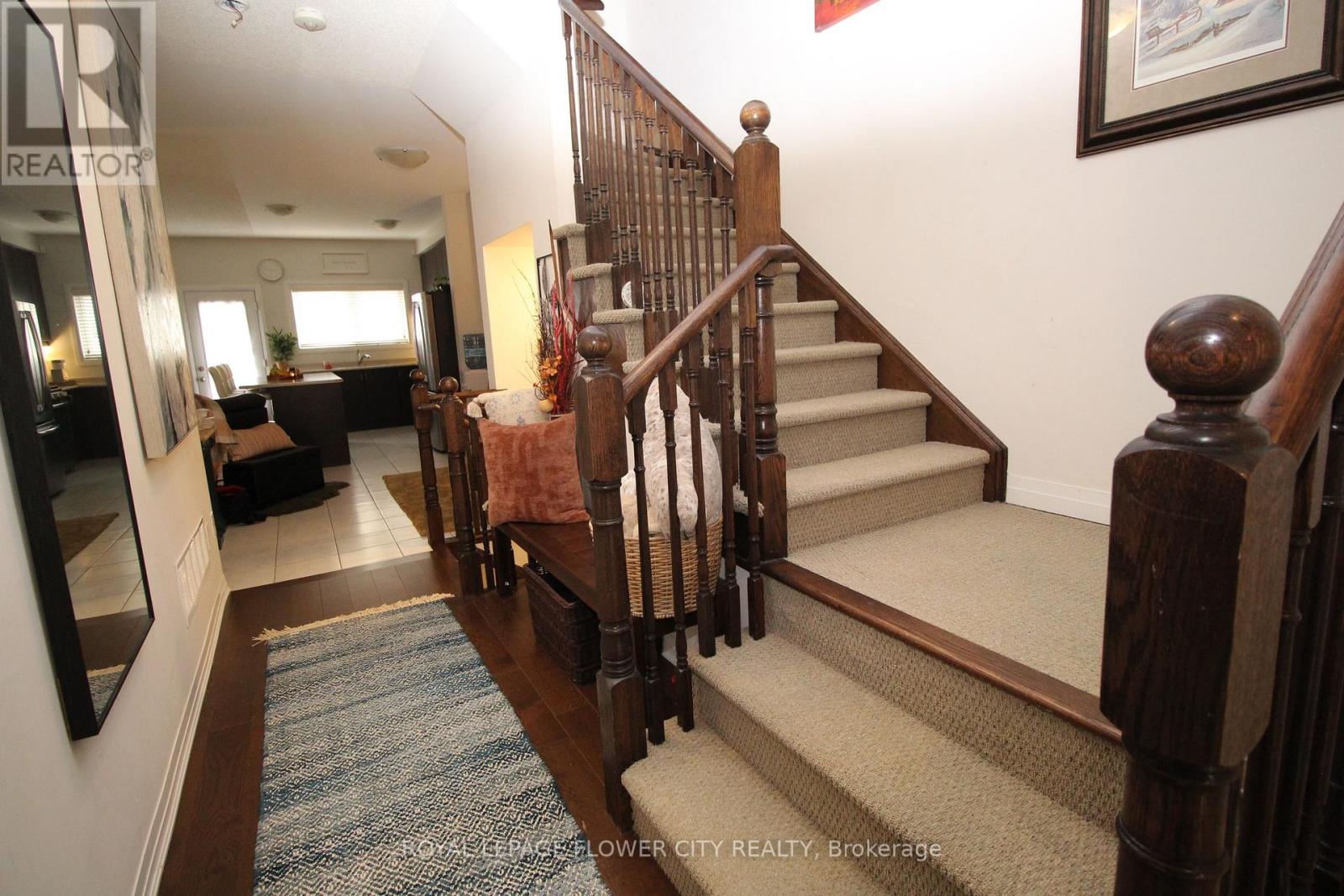 4060 Maitland Street, Lincoln, Ontario  L3J 0R7 - Photo 2 - X13062984