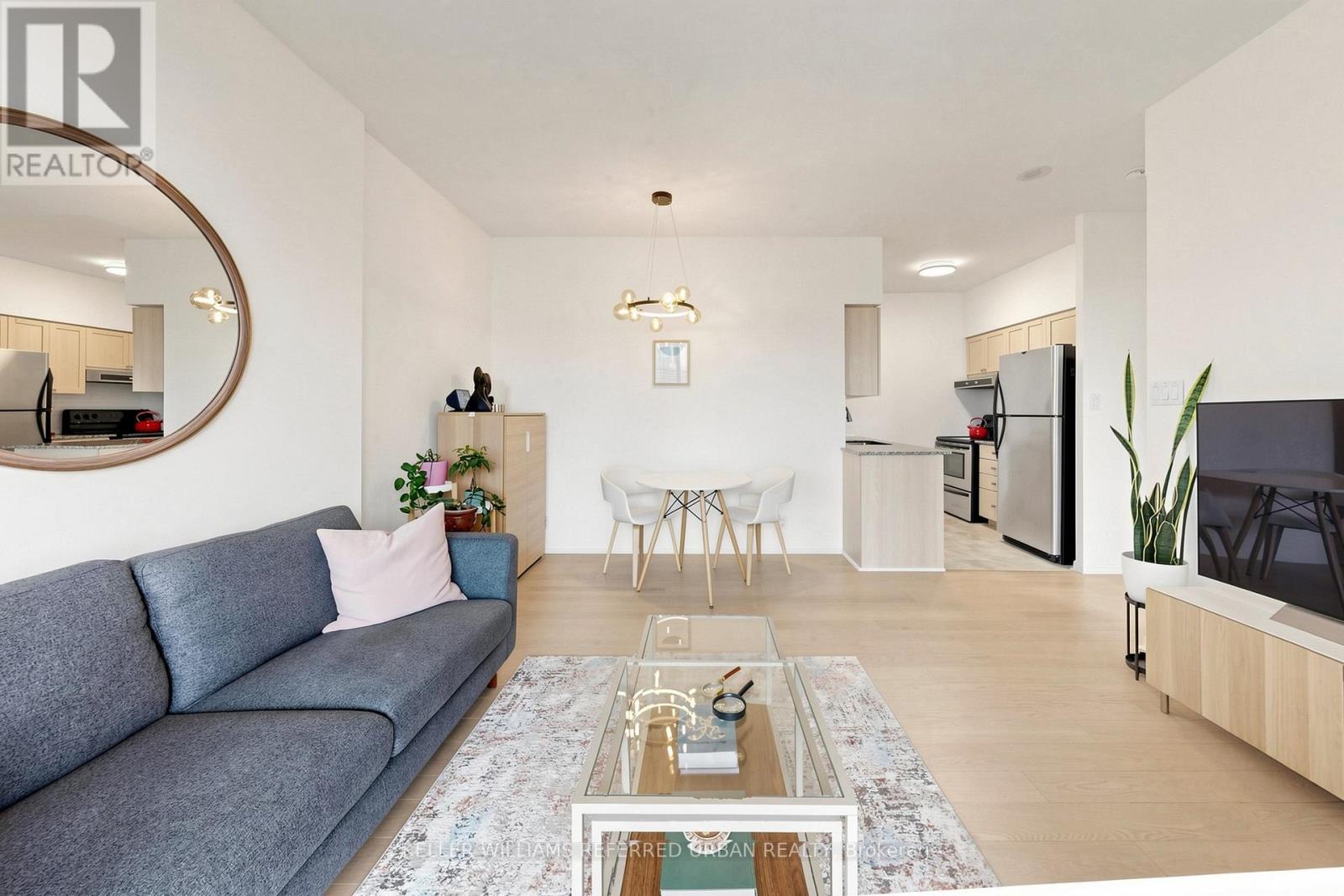 2325 - 230 Queens Quay W, Toronto, Ontario  M5J 2Y7 - Photo 14 - C13057006