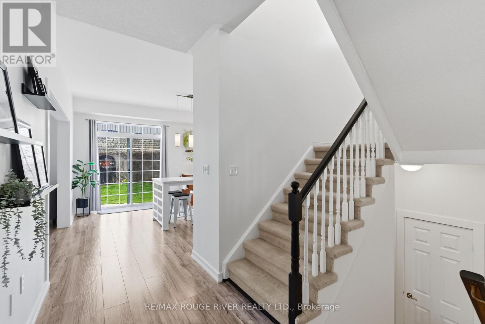 1086 Songbird Drive, Oshawa, Ontario  L1K 2Y9 - Photo 9 - E13041602