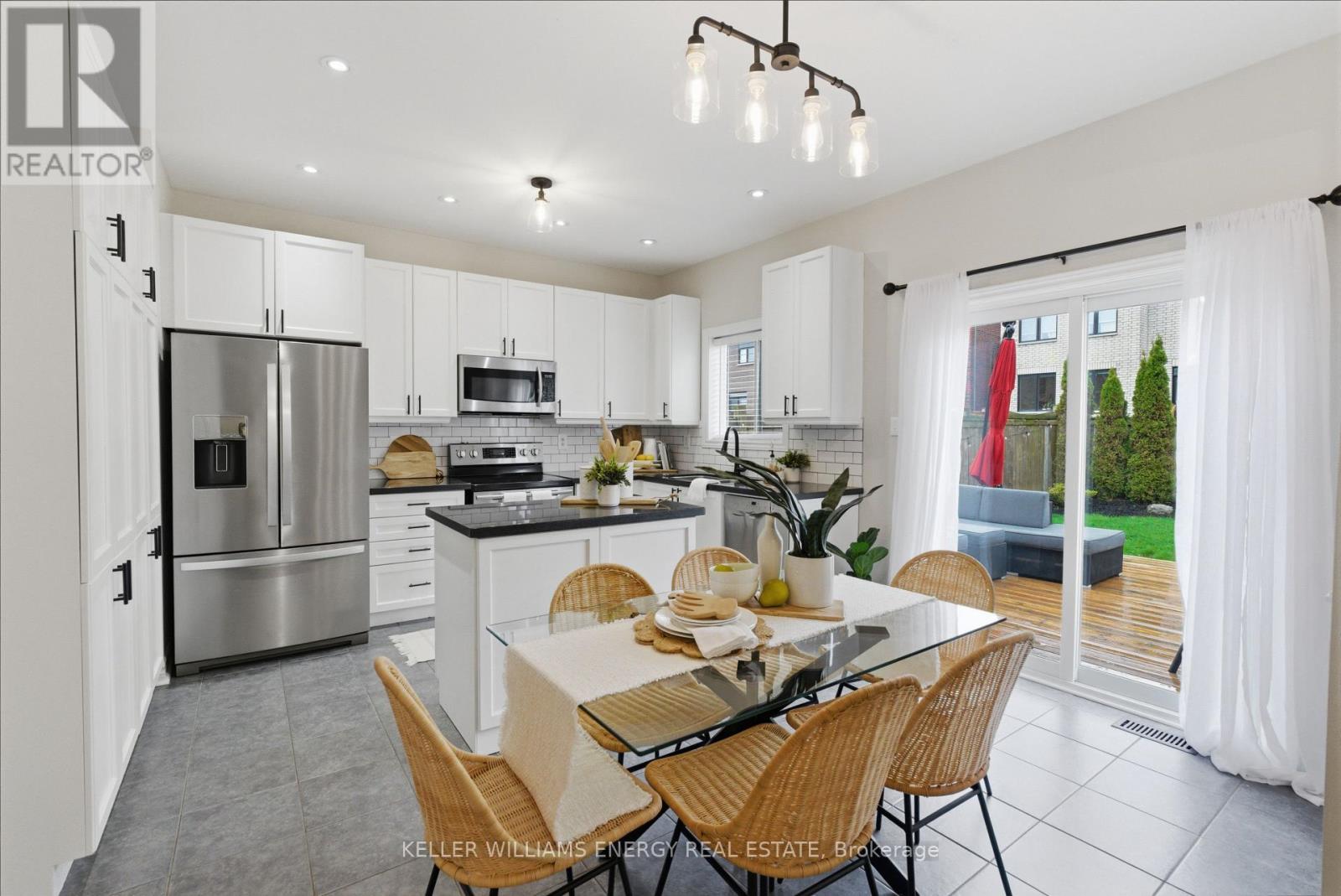 130 Buttonshaw Street, Clarington, Ontario  L1C 0J7 - Photo 11 - E13063002