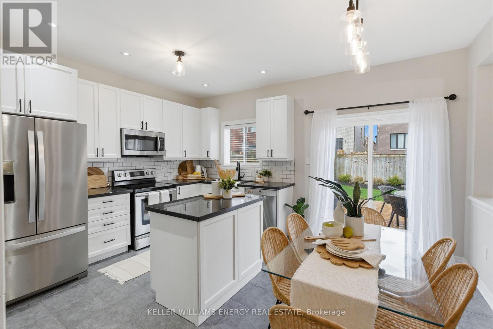 130 Buttonshaw Street, Clarington, Ontario  L1C 0J7 - Photo 8 - E13063002